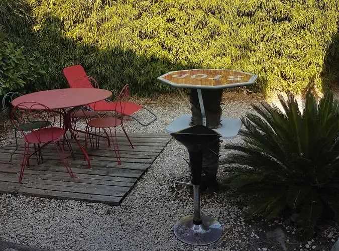 L'Ideal Bed & Breakfast *